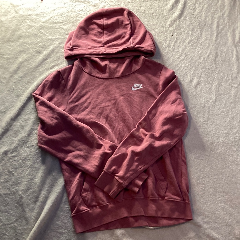 Yeah pink Nike shirt brand-new extra small